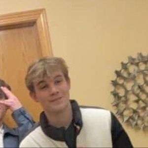 Meet your Posher, Ethan